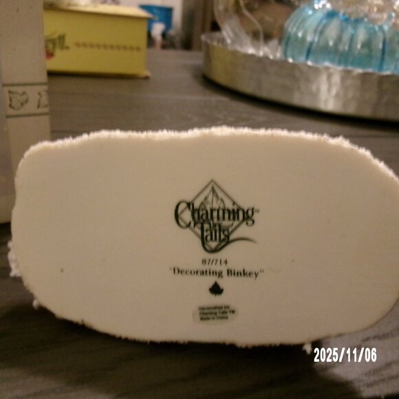 Charming Tails - Decorating Einkey - Dean Griff Silvestri - 87/714 - NEW In Box - Picture 5 of 5